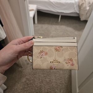 Coach Floral Beige Card Holder
